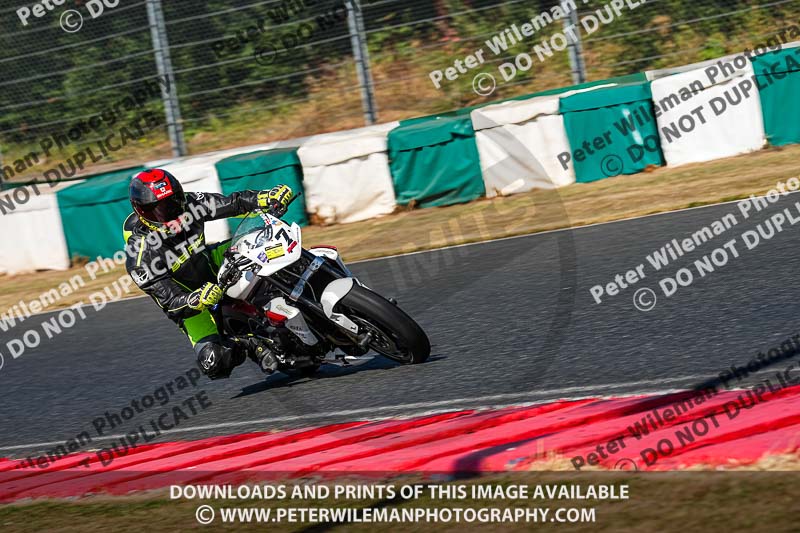 enduro digital images;event digital images;eventdigitalimages;mallory park;mallory park photographs;mallory park trackday;mallory park trackday photographs;no limits trackdays;peter wileman photography;racing digital images;trackday digital images;trackday photos